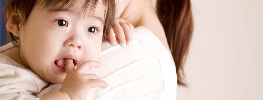 Tips Mengatasi Bayi Menangis, Dipraktikkan Ya Bun!